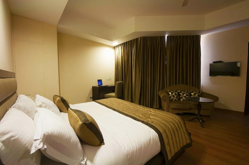 Hotel Aura @Airport Nueva Delhi Exterior foto